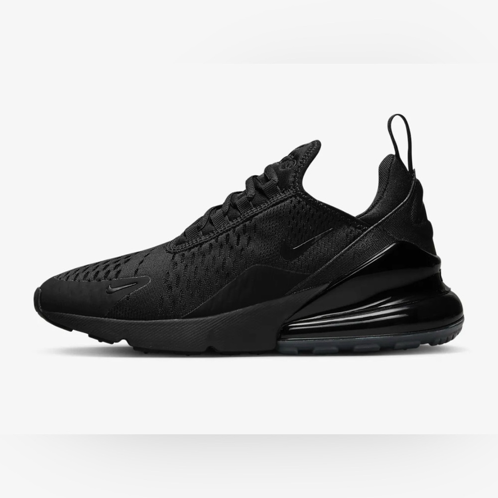Nike air 270 black on black 10.5. Wore twice. Like new condition
